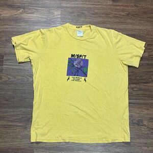 Misfit Mad Minds 50/50 The World Became The World Rose T Shirt Mens L Yellow